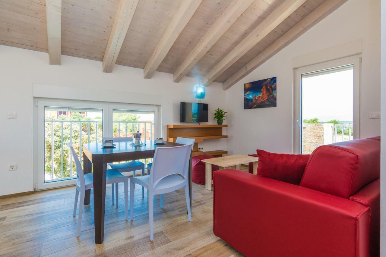 דירות זאטון Fabulous House B With Outdoor Pool מראה חיצוני תמונה