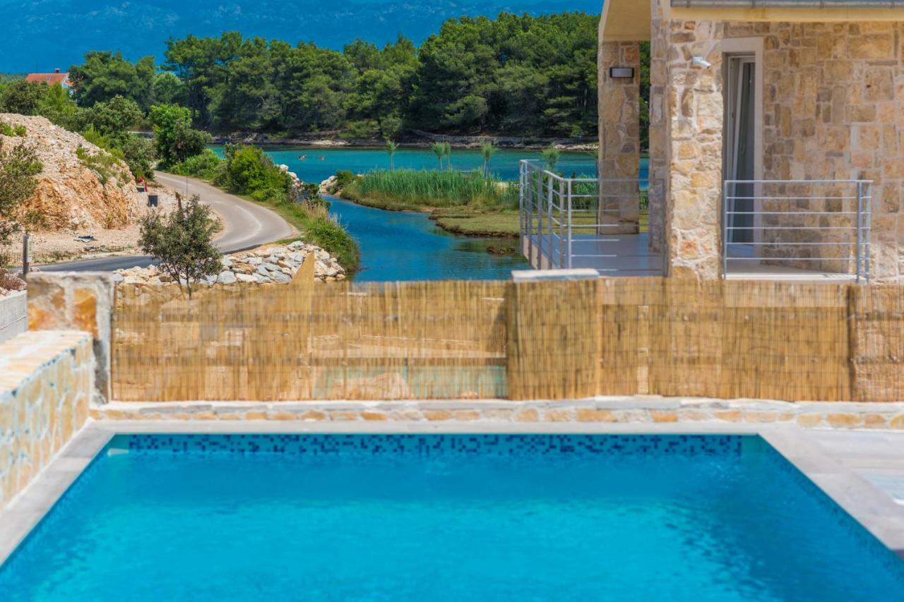 דירות זאטון Fabulous House B With Outdoor Pool מראה חיצוני תמונה