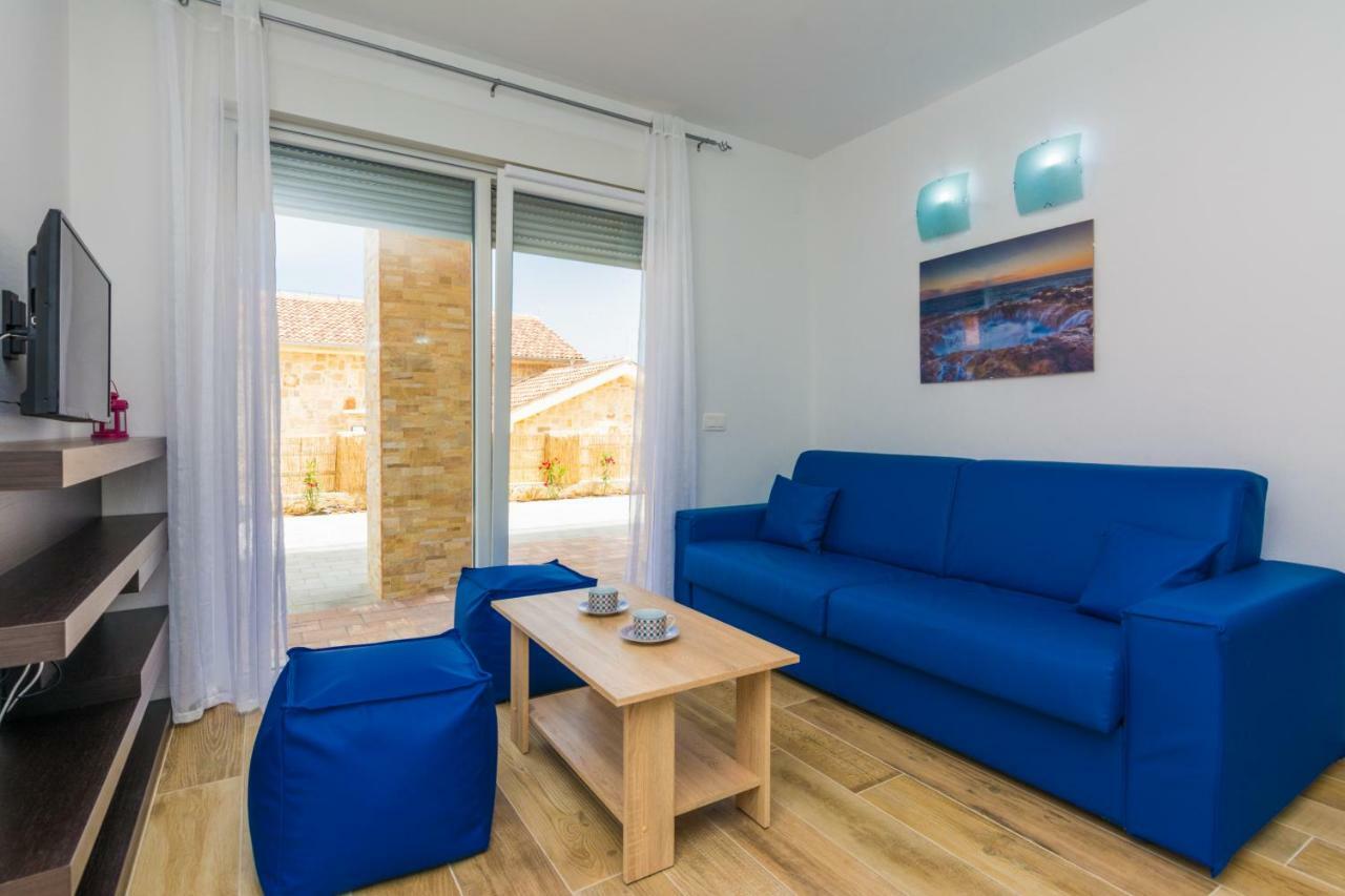 דירות זאטון Fabulous House B With Outdoor Pool מראה חיצוני תמונה